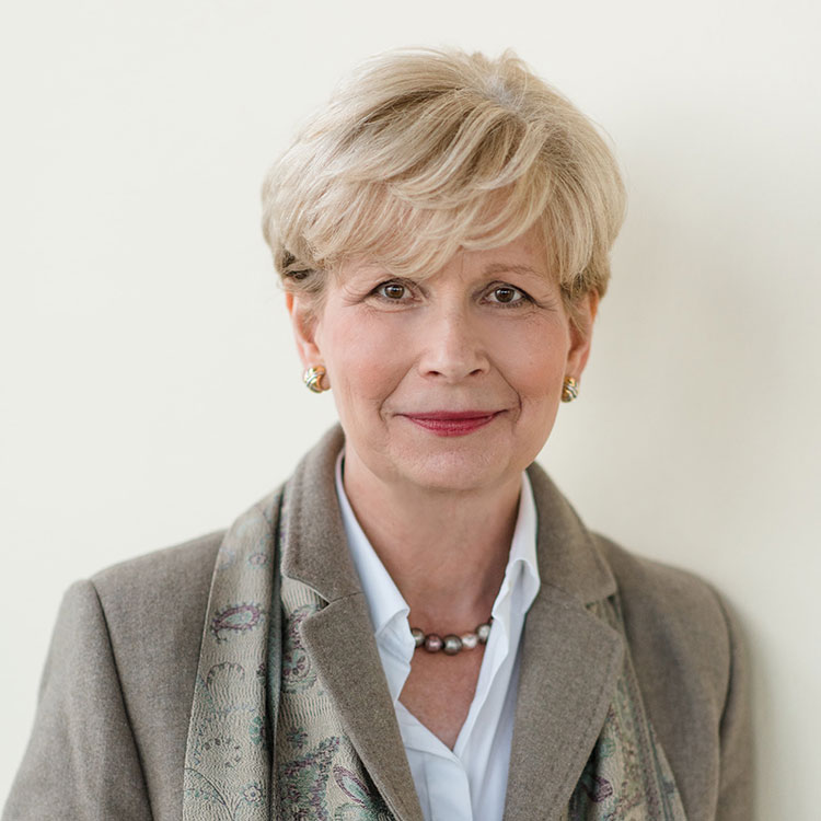 Portraitfoto DPMA-Präsidentin Cornelia Rudloff-Schäffer, Foto: Barbara Gandenheimer
