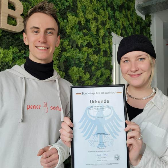 Charmaine Lang & Niklas Mainzer, Tamdonat, Braunschweig Schutzrecht-Selfie Tamdonat