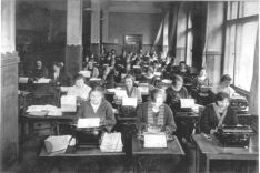 Schreibmaschinensaal im Reichspatentamt