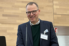 Dr. Tobias Wuttke