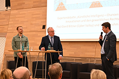 Paul-David Bittner, Moderator Ulrich Walter und Stefan Brehm
