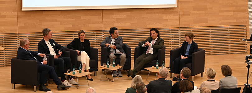 Podiumsdiskussion