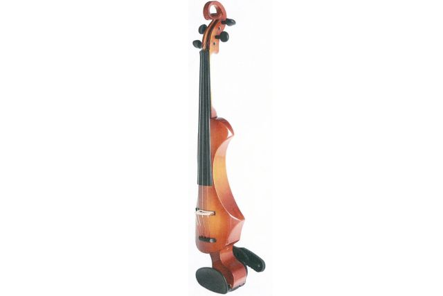standing violin