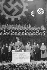 Laying of the foundation stone for the "factory of the KdF car" (Volkswagenwerk) on May 26, 1938; Fe