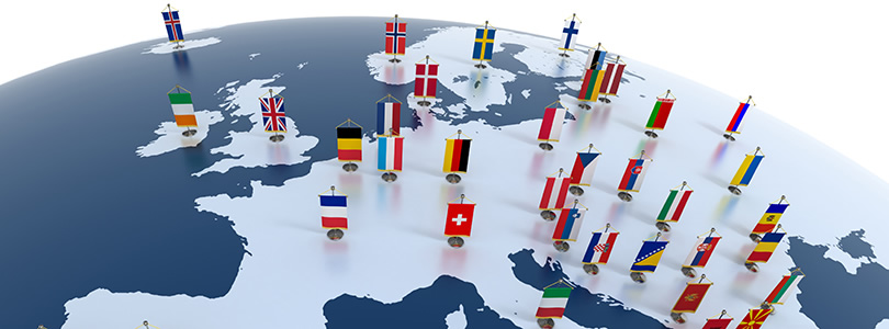 Europakarte mit Länderwimpeln