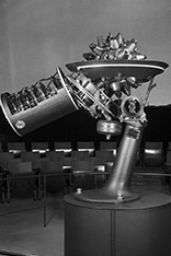 The 1923 star projector 