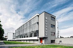 Fotografie des Bauhaus-Gebäudes