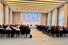 Blick in den Saal